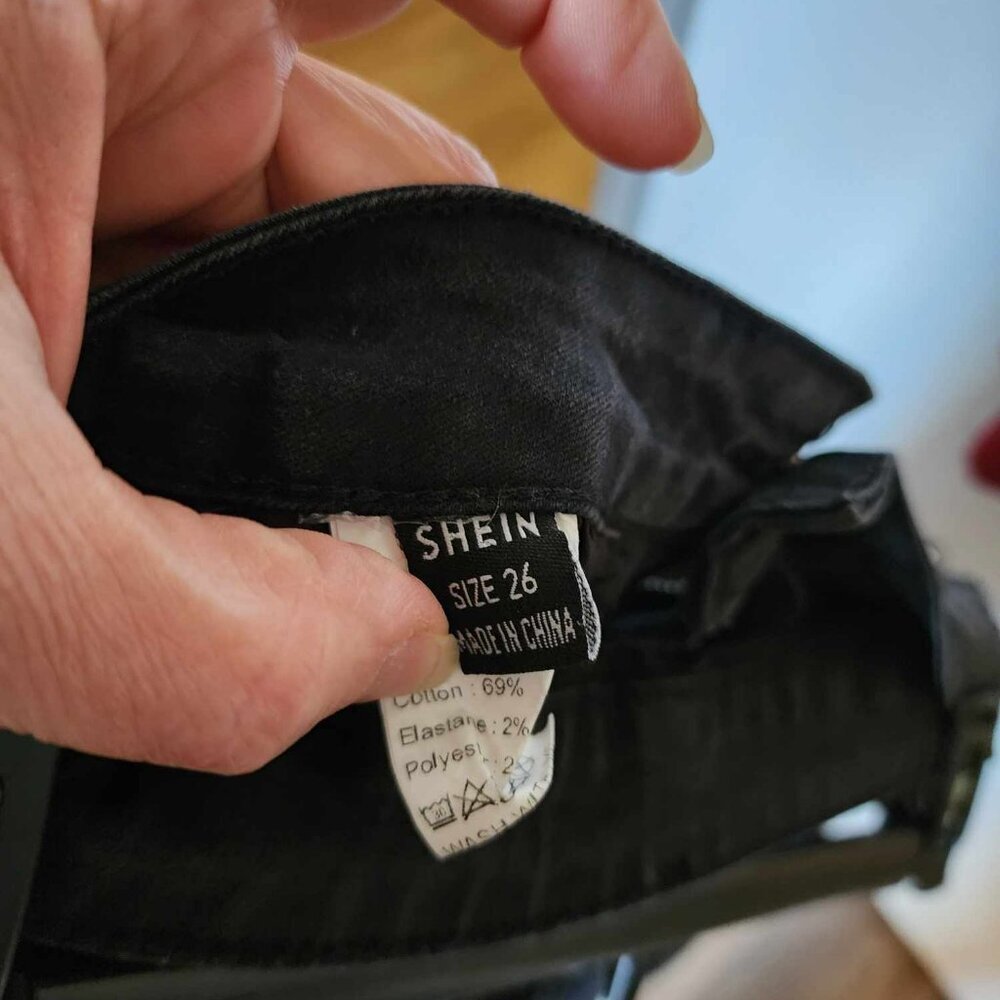 EUC Shein Black "torn" design jeans - Picture 5 of 5
